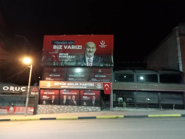 Püsküllü Hendeği Gül’lerle donattı