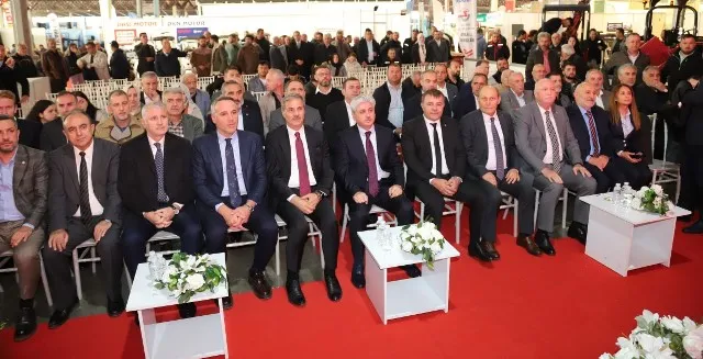 SAKARYA 6. TARIM VE HAYVANCILIK FUARI HENDEK’TE TÖRENLE AÇILDI