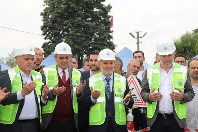 HENDEK BİZİM SEVDAMIZ, SÖZ VERDİK YAPIYORUZ