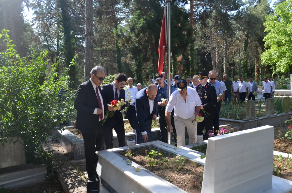 15 TEMMUZ ANMA PROGRAMI KAYMAKAM  ACIR ÖNCÜLÜĞÜNDE START ALDI