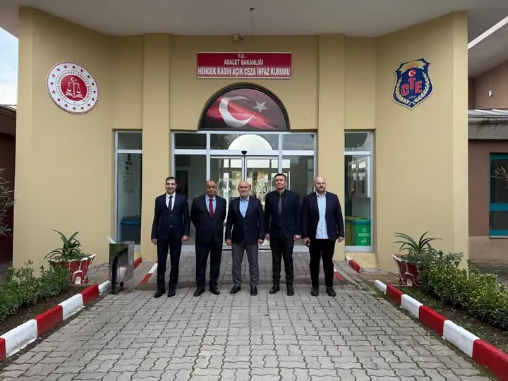 KADIN CEZAEVİNE ZİYARET