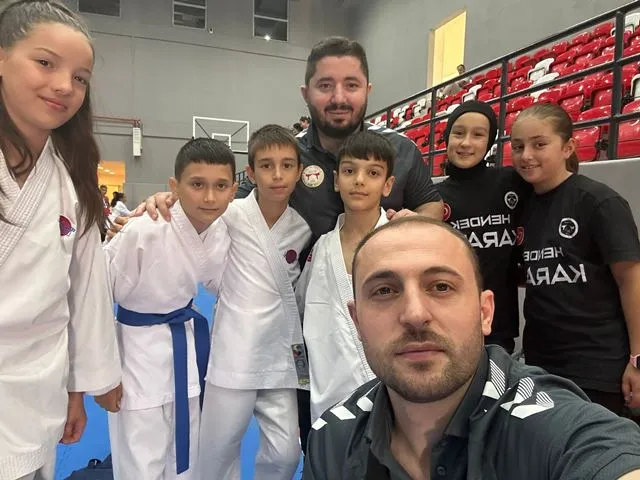 MİNİKLER 2 MADALYA İLE DÖNDÜ