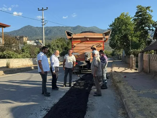 BELEDİYE BAŞKANI PÜSKÜLLÜ, SAHADA ÇALIŞMALARI DENETLEDİ